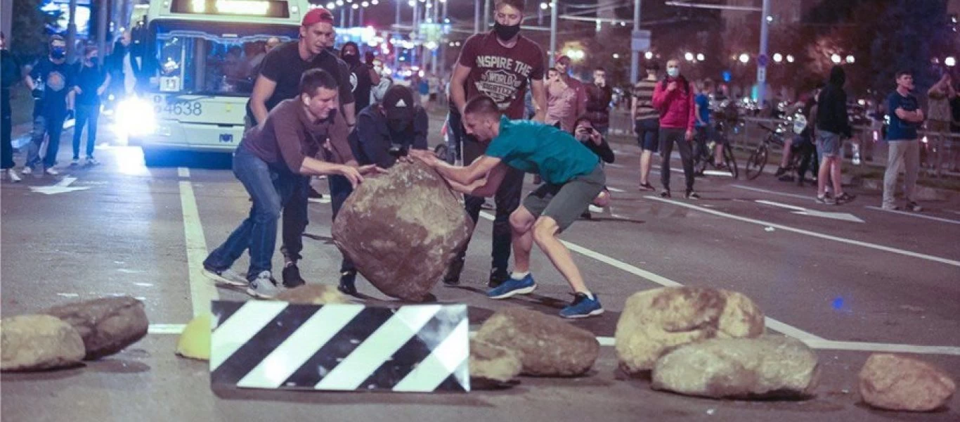 Λευκορωσία: Νεκρός διαδηλωτής σε επεισόδια - Ανατινάχτηκε βόμβα στα χέρια του (βίντεο-φωτο)